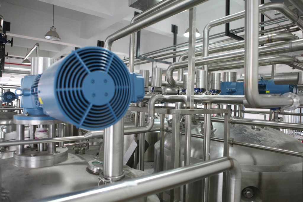 Industrial process cooling
